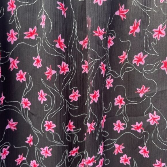 Elizabeth And James EUC Long Sleeve Black Pink Floral Sheer Smocked Neck Top Med - Picture 12 of 16